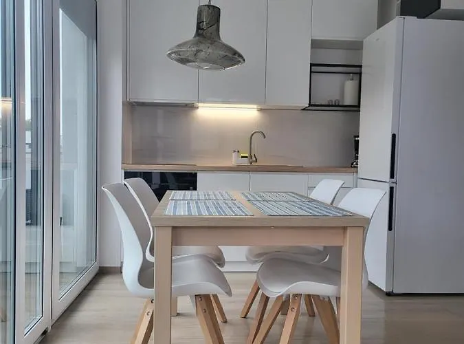 Bursztynek - Luxoro Park 乌斯特卡